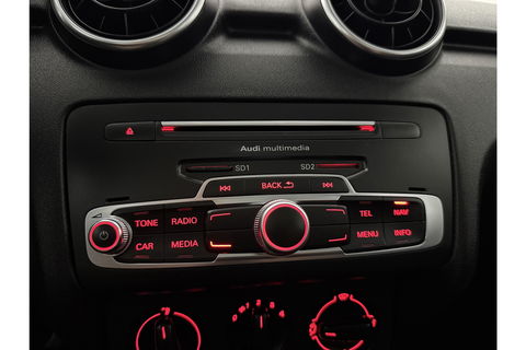 Audi A1 1.0 TFSI S-line Airco Cruise Navigatie 17"LMV