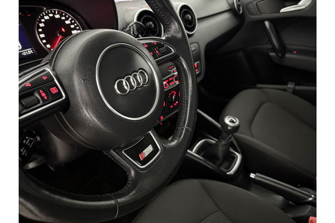 Audi A1 1.0 TFSI S-line Airco Cruise Navigatie 17"LMV