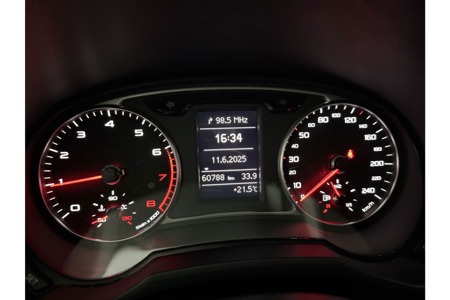 Audi A1 1.0 TFSI S-line Airco Cruise Navigatie 17"LMV