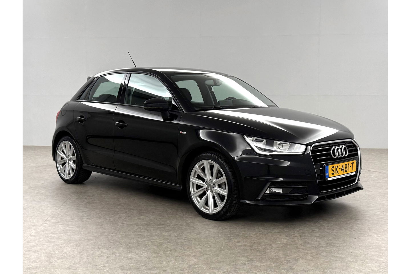 Audi A1 1.0 TFSI S-line Airco Cruise Navigatie 17"LMV