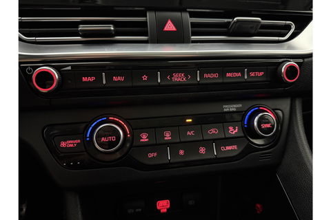 Kia Niro 1.6 GDi Hybrid ExecutiveLine JBL Pano Memory LED Camera Virtual Carplay Clima Cruise Navi PDC 18''LMV Leder Stuur/stoelverwarming