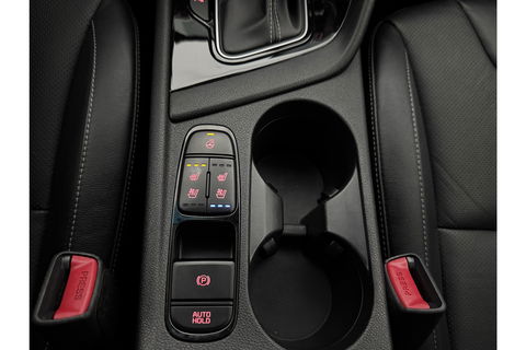 Kia Niro 1.6 GDi Hybrid ExecutiveLine JBL Pano Memory LED Camera Virtual Carplay Clima Cruise Navi PDC 18''LMV Leder Stuur/stoelverwarming