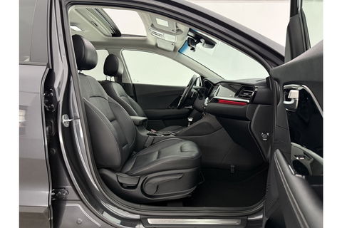 Kia Niro 1.6 GDi Hybrid ExecutiveLine JBL Pano Memory LED Camera Virtual Carplay Clima Cruise Navi PDC 18''LMV Leder Stuur/stoelverwarming