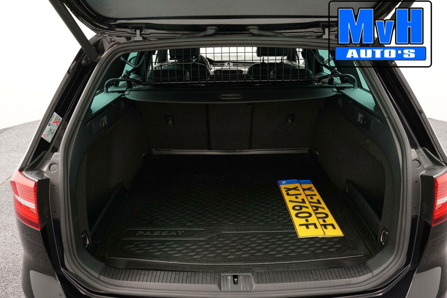 Volkswagen Passat Variant 1.4 TSI R-Line|VIRTUAL|TREKH|LED