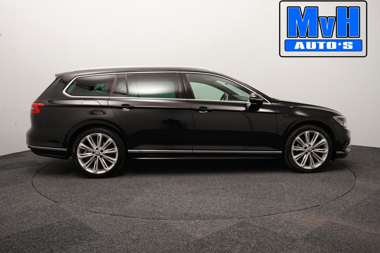 Volkswagen Passat Variant 1.4 TSI R-Line|VIRTUAL|TREKH|LED
