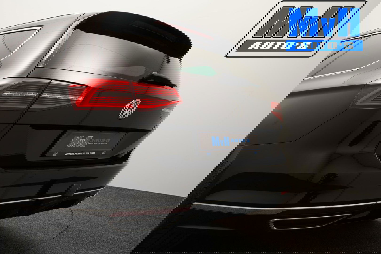 Volkswagen Passat Variant 1.4 TSI R-Line|VIRTUAL|TREKH|LED
