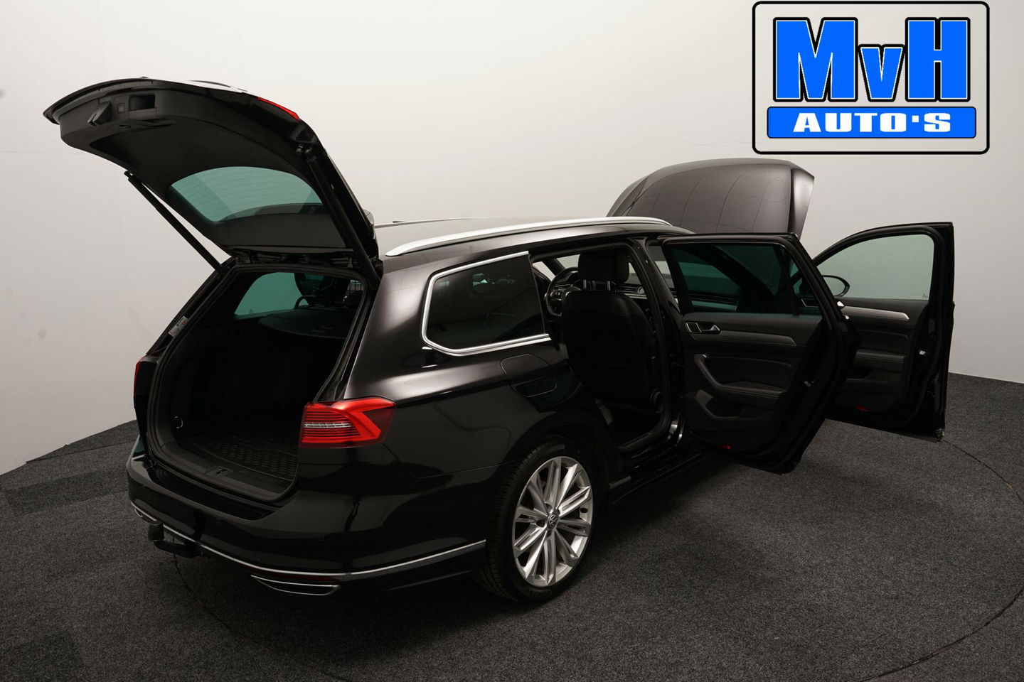 Volkswagen Passat Variant 1.4 TSI R-Line|VIRTUAL|TREKH|LED