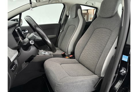 Renault ZOE R110 Life 52 kWh Huur Accu | Elektrisch | Airco LED Camera Carplay Cruise 16"LMV Parkeersensoren