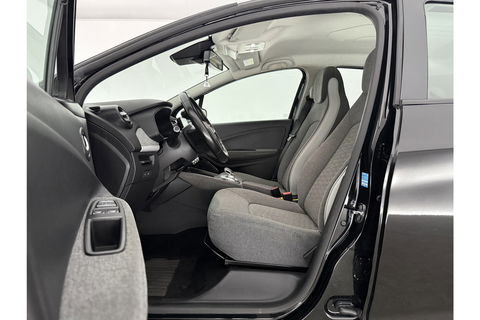 Renault ZOE R110 Life 52 kWh Huur Accu | Elektrisch | Airco LED Camera Carplay Cruise 16"LMV Parkeersensoren
