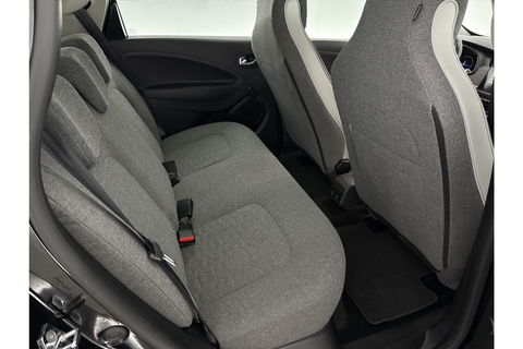 Renault ZOE R110 Life 52 kWh Huur Accu | Elektrisch | Airco LED Camera Carplay Cruise 16"LMV Parkeersensoren