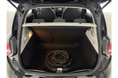 Renault ZOE R110 Life 52 kWh Huur Accu | Elektrisch | Airco LED Camera Carplay Cruise 16"LMV Parkeersensoren