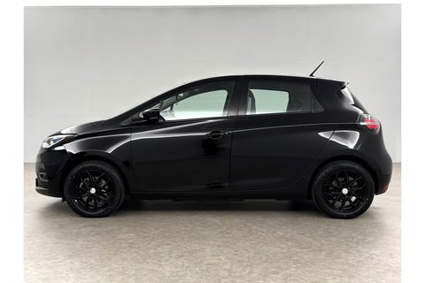 Renault ZOE R110 Life 52 kWh Huur Accu | Elektrisch | Airco LED Camera Carplay Cruise 16"LMV Parkeersensoren