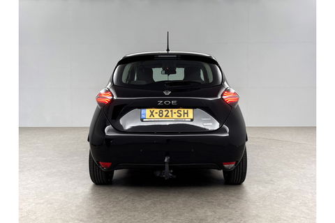 Renault ZOE R110 Life 52 kWh Huur Accu | Elektrisch | Airco LED Camera Carplay Cruise 16"LMV Parkeersensoren