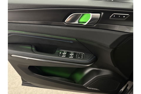 Lynk Co 01 1.5 262PK Hybride Pano LED Sfeerverl. Adaptive Cruise 360Camera Memory Virtual Carplay Clima Navi 20"LMV