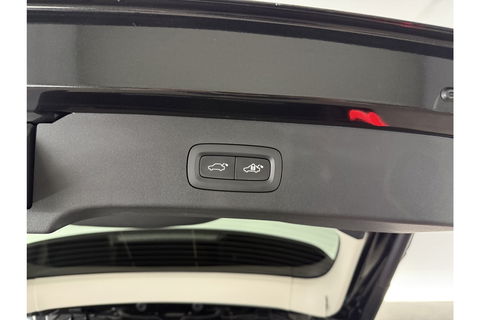 Lynk Co 01 1.5 262PK Hybride Pano LED Sfeerverl. Adaptive Cruise 360Camera Memory Virtual Carplay Clima Navi 20"LMV