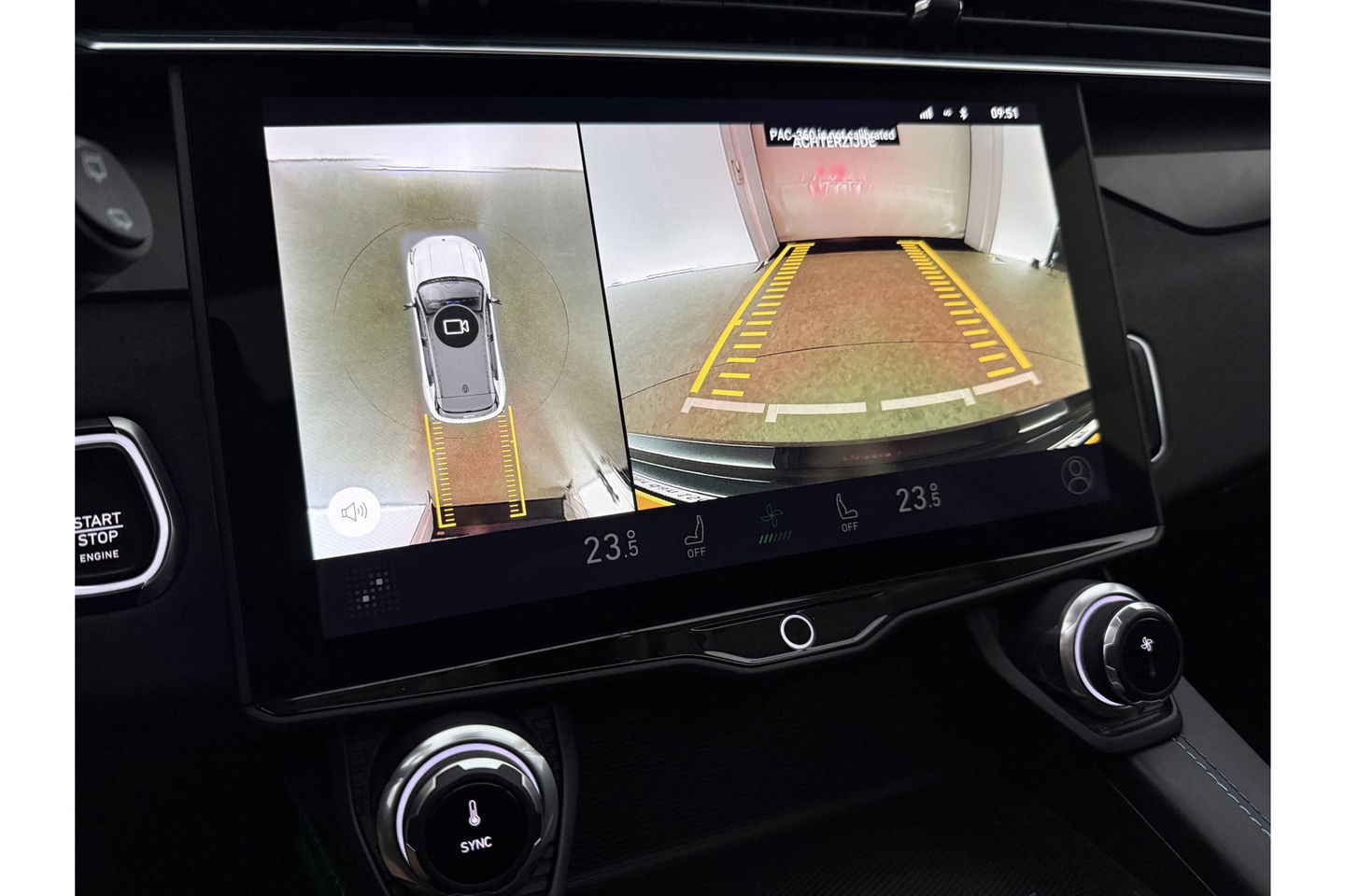 Lynk Co 01 1.5 262PK Hybride Pano LED Sfeerverl. Adaptive Cruise 360Camera Memory Virtual Carplay Clima Navi 20"LMV
