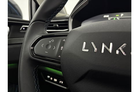 Lynk Co 01 1.5 262PK Hybride Pano LED Sfeerverl. Adaptive Cruise 360Camera Memory Virtual Carplay Clima Navi 20"LMV
