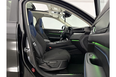 Lynk Co 01 1.5 262PK Hybride Pano LED Sfeerverl. Adaptive Cruise 360Camera Memory Virtual Carplay Clima Navi 20"LMV