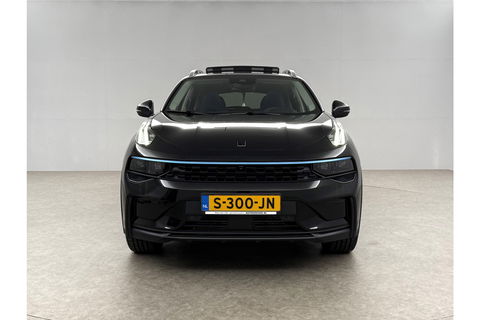 Lynk Co 01 1.5 262PK Hybride Pano LED Sfeerverl. Adaptive Cruise 360Camera Memory Virtual Carplay Clima Navi 20"LMV