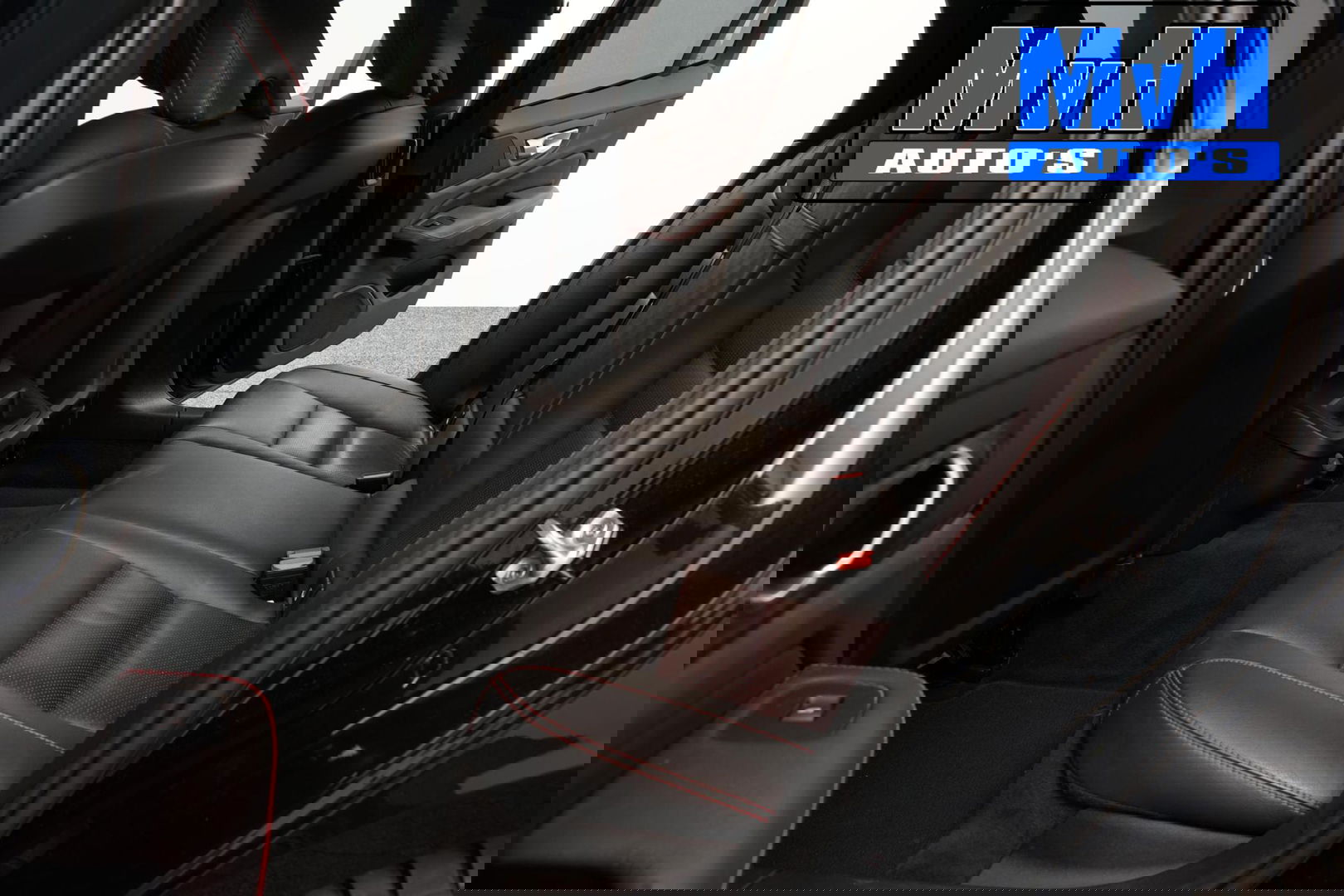 Volvo V60 2.0 B3 Momentum Advantage|STOEL/STUUR.VERW|LEER|NAP