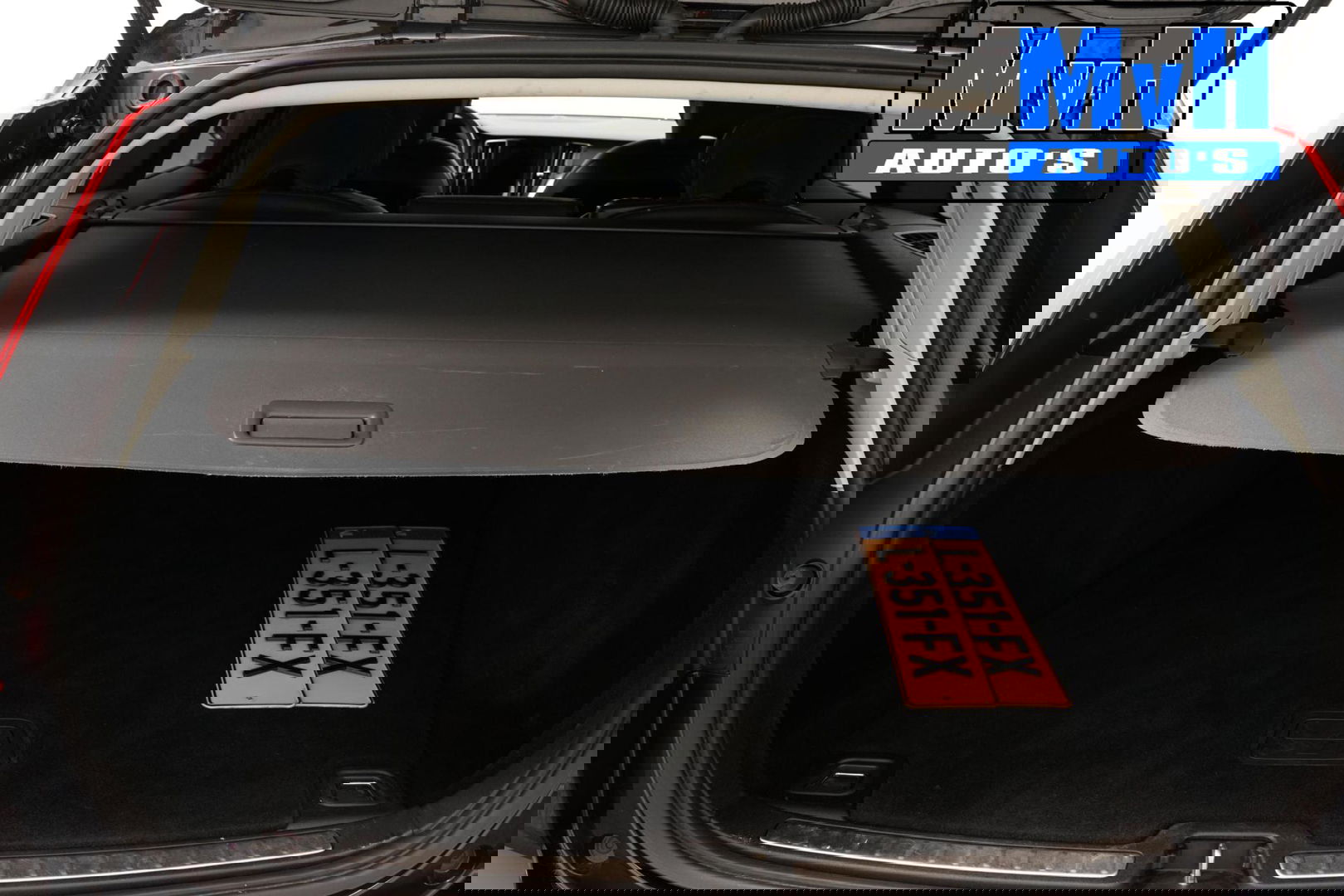 Volvo V60 2.0 B3 Momentum Advantage|STOEL/STUUR.VERW|LEER|NAP