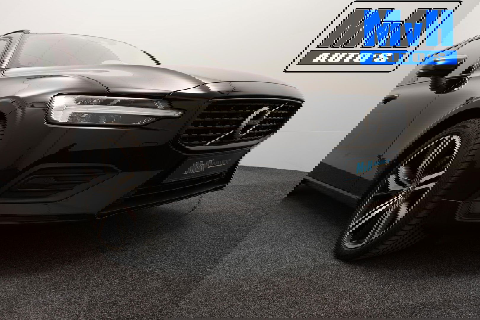 Volvo V60 2.0 B3 Momentum Advantage|STOEL/STUUR.VERW|LEER|NAP