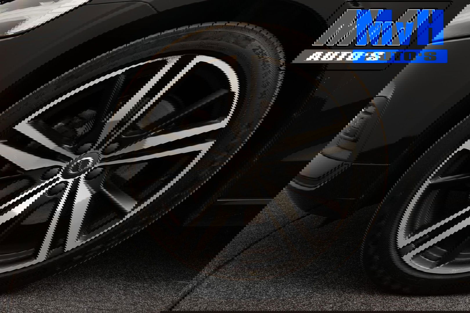 Volvo V60 2.0 B3 Momentum Advantage|STOEL/STUUR.VERW|LEER|NAP