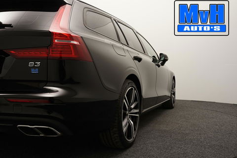 Volvo V60 2.0 B3 Momentum Advantage|STOEL/STUUR.VERW|LEER|NAP