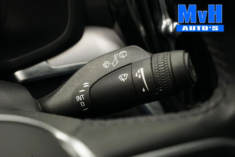 Volvo V60 2.0 B3 Momentum Advantage|STOEL/STUUR.VERW|LEER|NAP