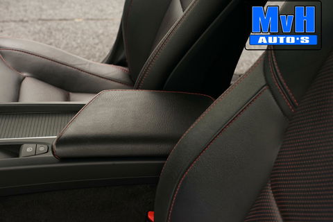 Volvo V60 2.0 B3 Momentum Advantage|STOEL/STUUR.VERW|LEER|NAP