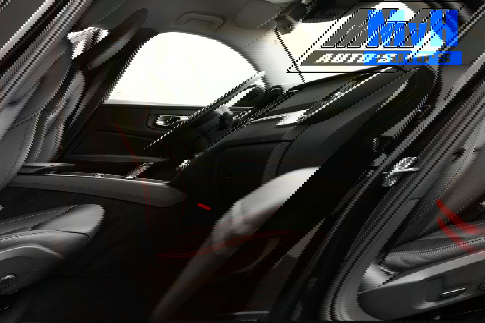 Volvo V60 2.0 B3 Momentum Advantage|STOEL/STUUR.VERW|LEER|NAP