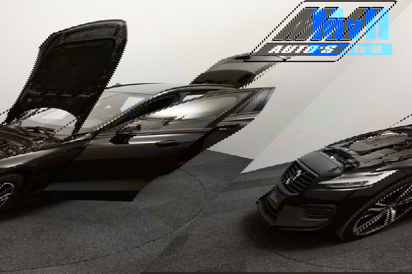 Volvo V60 2.0 B3 Momentum Advantage|STOEL/STUUR.VERW|LEER|NAP