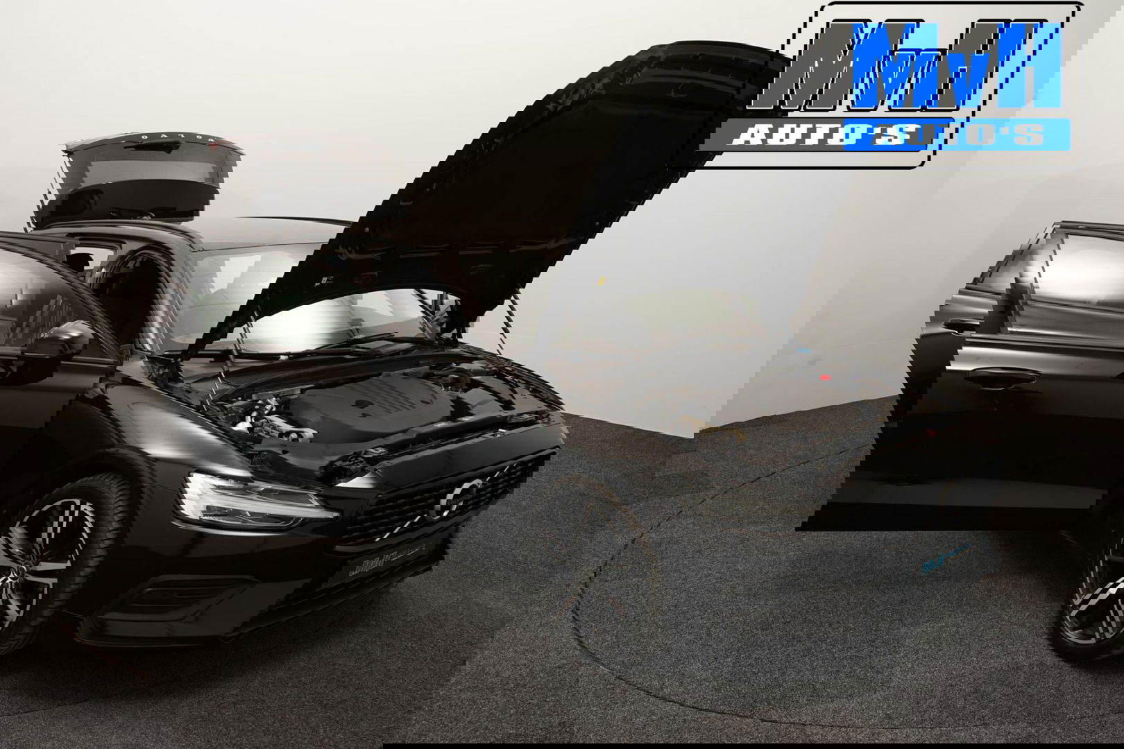 Volvo V60 2.0 B3 Momentum Advantage|STOEL/STUUR.VERW|LEER|NAP