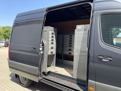 Mercedes-Benz Sprinter 516 2.2 CDI L2H2 dubbellucht / vaste prijs rijklaar € 26.950 ex btw / lease vanaf € 440 / euro 6 / bpm vrij / tegen een meerprijs kunnen wij een trekhaak 3500 kg monteren !