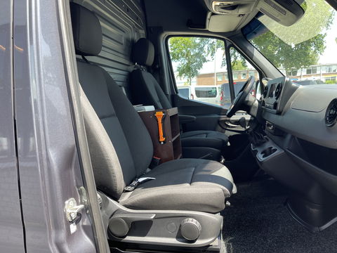Mercedes-Benz Sprinter 516 2.2 CDI L2H2 dubbellucht / vaste prijs rijklaar € 26.950 ex btw / lease vanaf € 440 / euro 6 / bpm vrij / tegen een meerprijs kunnen wij een trekhaak 3500 kg monteren !