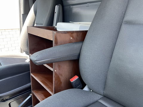 Mercedes-Benz Sprinter 516 2.2 CDI L2H2 dubbellucht / vaste prijs rijklaar € 26.950 ex btw / lease vanaf € 440 / euro 6 / bpm vrij / tegen een meerprijs kunnen wij een trekhaak 3500 kg monteren !
