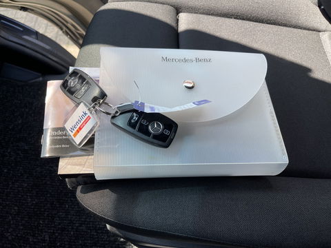 Mercedes-Benz Sprinter 516 2.2 CDI L2H2 dubbellucht / vaste prijs rijklaar € 26.950 ex btw / lease vanaf € 440 / euro 6 / bpm vrij / tegen een meerprijs kunnen wij een trekhaak 3500 kg monteren !