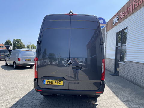 Mercedes-Benz Sprinter 516 2.2 CDI L2H2 dubbellucht / vaste prijs rijklaar € 26.950 ex btw / lease vanaf € 440 / euro 6 / bpm vrij / tegen een meerprijs kunnen wij een trekhaak 3500 kg monteren !