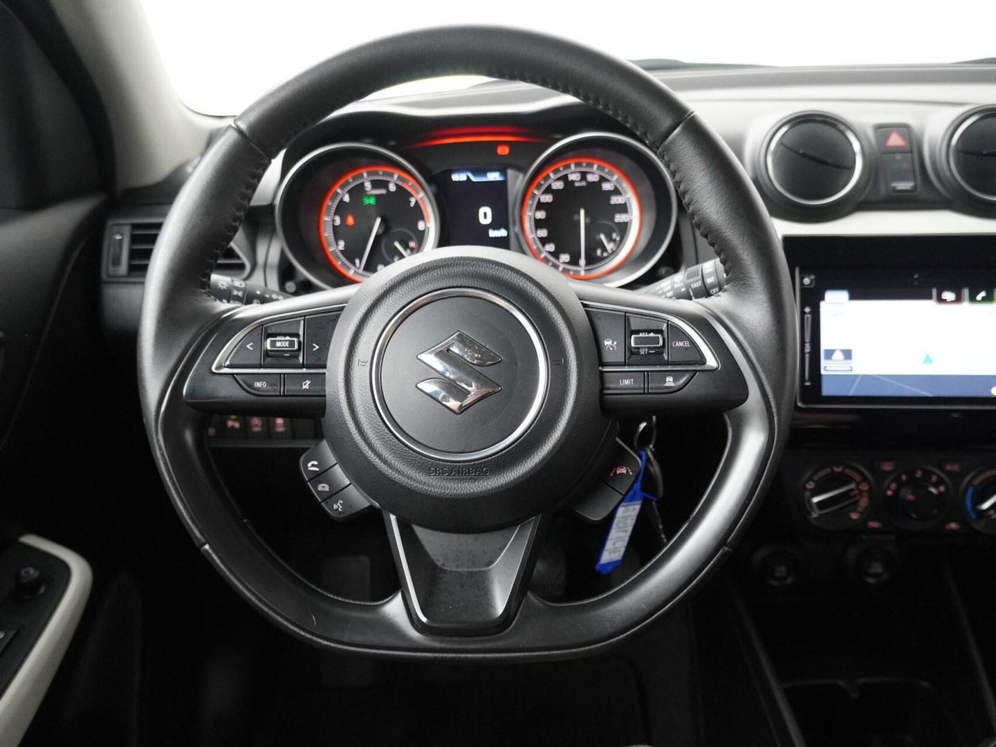 Suzuki Swift 1.2 Select Smart Hybrid