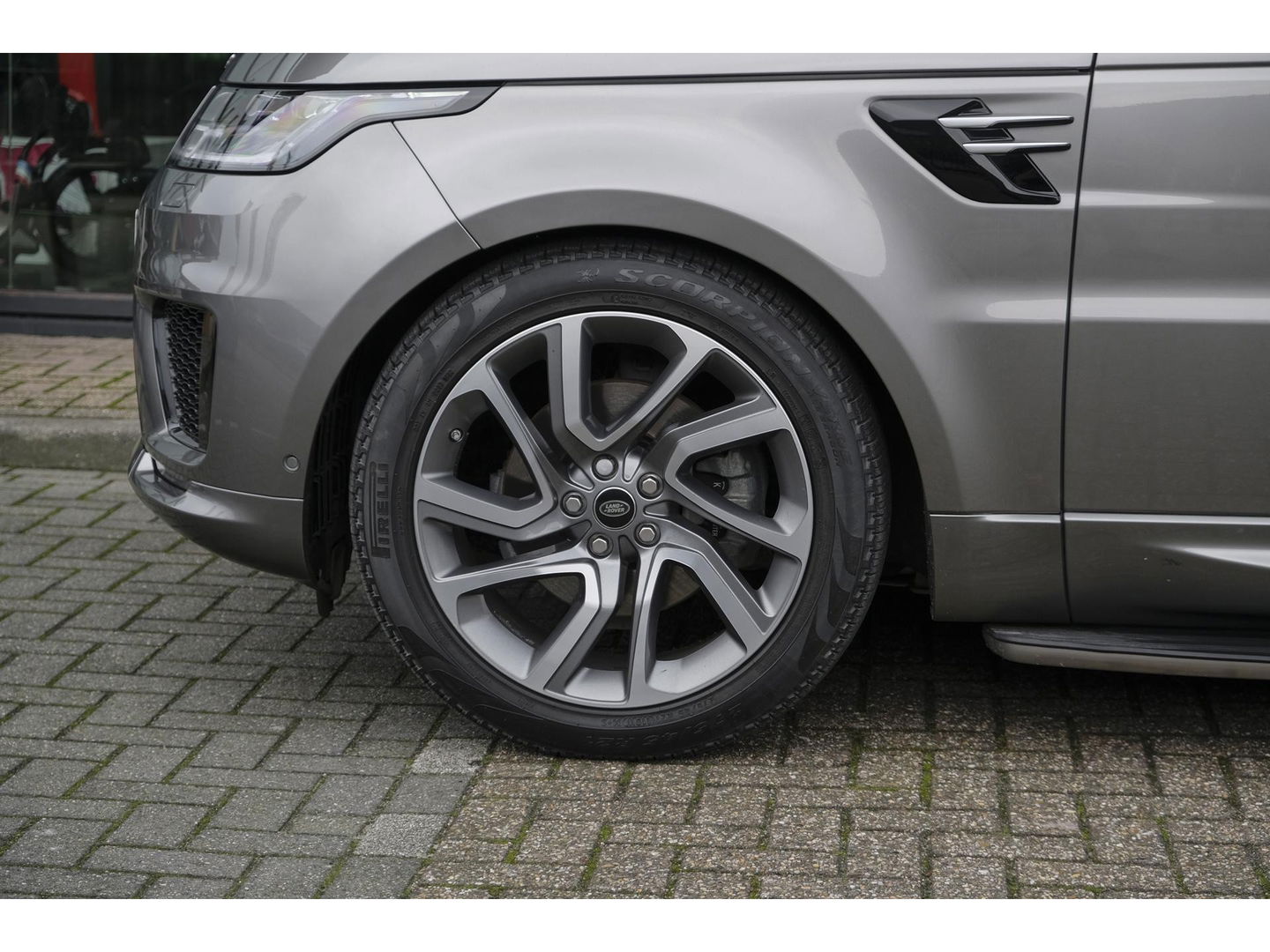 Land Rover Range Rover Sport 3.0 SDV6 Autobiography Dynamic Panoramadak *BTW auto* Comfortstoelen Head-up Trekhaak Stoelkoeling Alcantara hemel 21" LMV