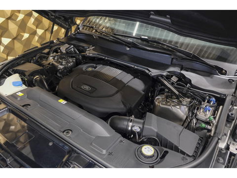 Land Rover Range Rover Sport 3.0 SDV6 Autobiography Dynamic Panoramadak *BTW auto* Comfortstoelen Head-up Trekhaak Stoelkoeling Alcantara hemel 21" LMV