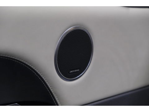 Land Rover Range Rover Sport 3.0 SDV6 Autobiography Dynamic Panoramadak *BTW auto* Comfortstoelen Head-up Trekhaak Stoelkoeling Alcantara hemel 21" LMV