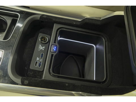 Land Rover Range Rover Sport 3.0 SDV6 Autobiography Dynamic Panoramadak *BTW auto* Comfortstoelen Head-up Trekhaak Stoelkoeling Alcantara hemel 21" LMV