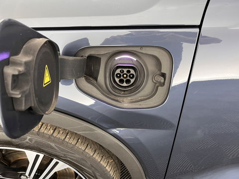 Volvo XC40 1.5 T5 Twin Engine Inscription (INCL-BTW) *PANO | LUXURY-LEATHER | FULL-LED | HARMAN/KARDON-AUDIO | DIGI-COCKPIT | HEATED-COMFORTSEATS | NAVI-FULLMAP | CARPLAY | TOWBAR | 19''ALU*