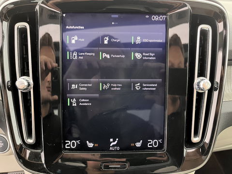 Volvo XC40 1.5 T5 Twin Engine Inscription (INCL-BTW) *PANO | LUXURY-LEATHER | FULL-LED | HARMAN/KARDON-AUDIO | DIGI-COCKPIT | HEATED-COMFORTSEATS | NAVI-FULLMAP | CARPLAY | TOWBAR | 19''ALU*