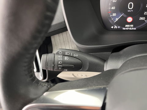 Volvo XC40 1.5 T5 Twin Engine Inscription (INCL-BTW) *PANO | LUXURY-LEATHER | FULL-LED | HARMAN/KARDON-AUDIO | DIGI-COCKPIT | HEATED-COMFORTSEATS | NAVI-FULLMAP | CARPLAY | TOWBAR | 19''ALU*