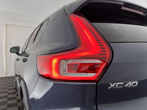 Volvo XC40 1.5 T5 Twin Engine Inscription (INCL-BTW) *PANO | LUXURY-LEATHER | FULL-LED | HARMAN/KARDON-AUDIO | DIGI-COCKPIT | HEATED-COMFORTSEATS | NAVI-FULLMAP | CARPLAY | TOWBAR | 19''ALU*
