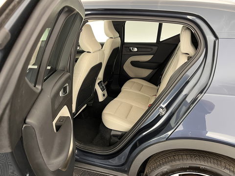 Volvo XC40 1.5 T5 Twin Engine Inscription (INCL-BTW) *PANO | LUXURY-LEATHER | FULL-LED | HARMAN/KARDON-AUDIO | DIGI-COCKPIT | HEATED-COMFORTSEATS | NAVI-FULLMAP | CARPLAY | TOWBAR | 19''ALU*