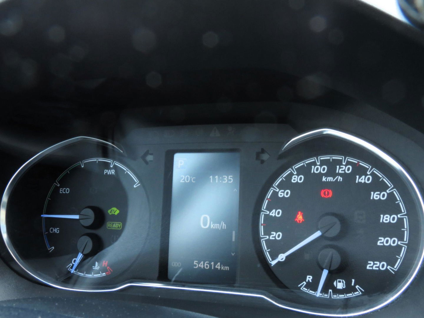 Toyota Yaris 1.5 Hybrid Dynamic | NAVI | ACHTERUITRIJCAMERA | KEYLESS ENTRY | CRUISE CONTROL | DEALER ONDERHOUDEN |