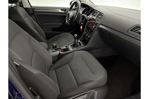 Volkswagen Golf 1.0 TSI Comfortline Clima Carplay Adaptive Cruise LED Navigatie PDC 16"LMV
